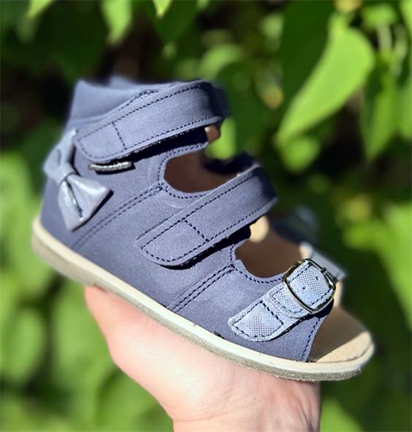 Aurelka Sandal Navy Sølv Sløjfe Spænderem Sandal Med Ekstra Støtte